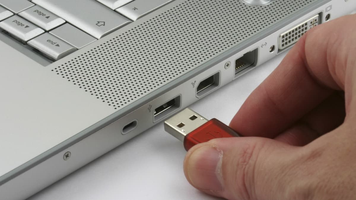 Cách giới hạn USB cắm vào máy tính (chỉ nhận USB đã cấp phép)